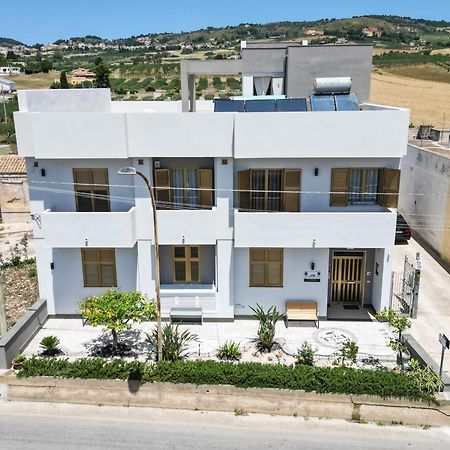 B&B Profumi Di Sicilia Валдериче Екстериор снимка
