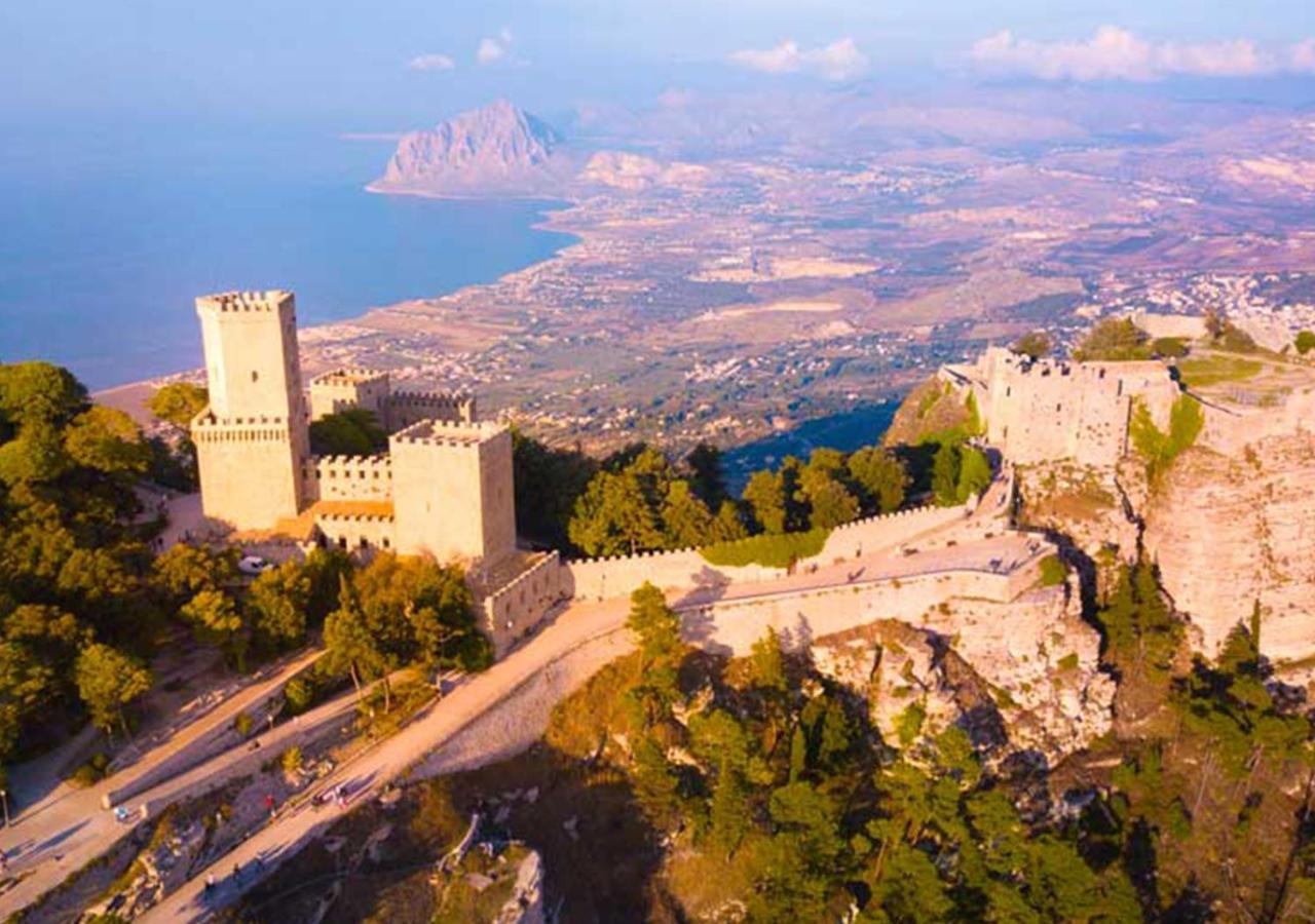 B&B Profumi Di Sicilia Валдериче Екстериор снимка