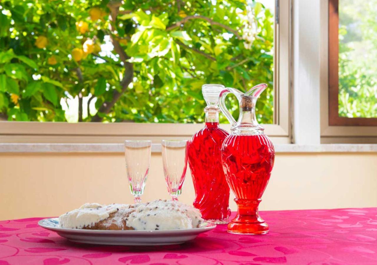 B&B Profumi Di Sicilia Валдериче Екстериор снимка