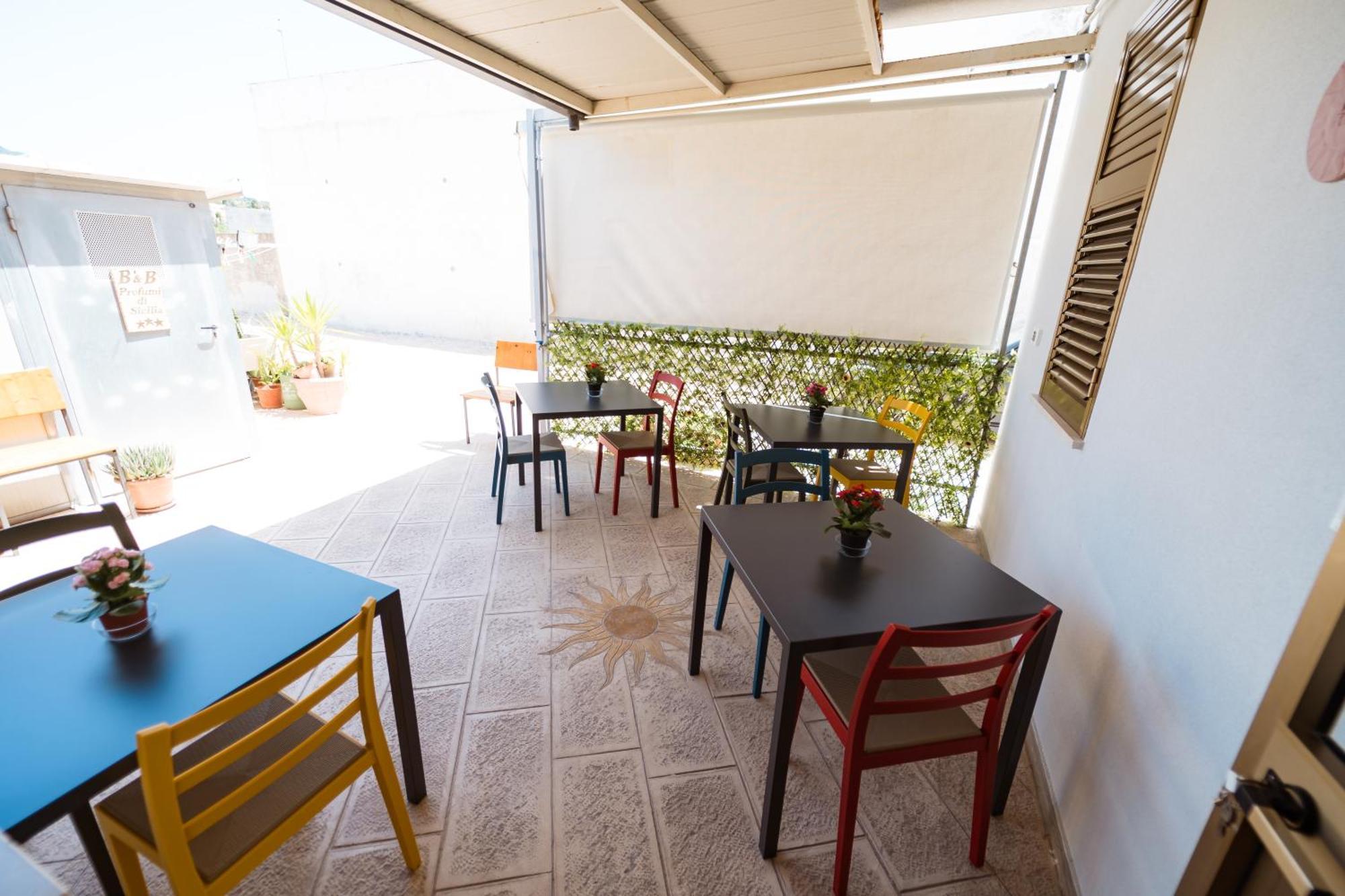 B&B Profumi Di Sicilia Валдериче Екстериор снимка