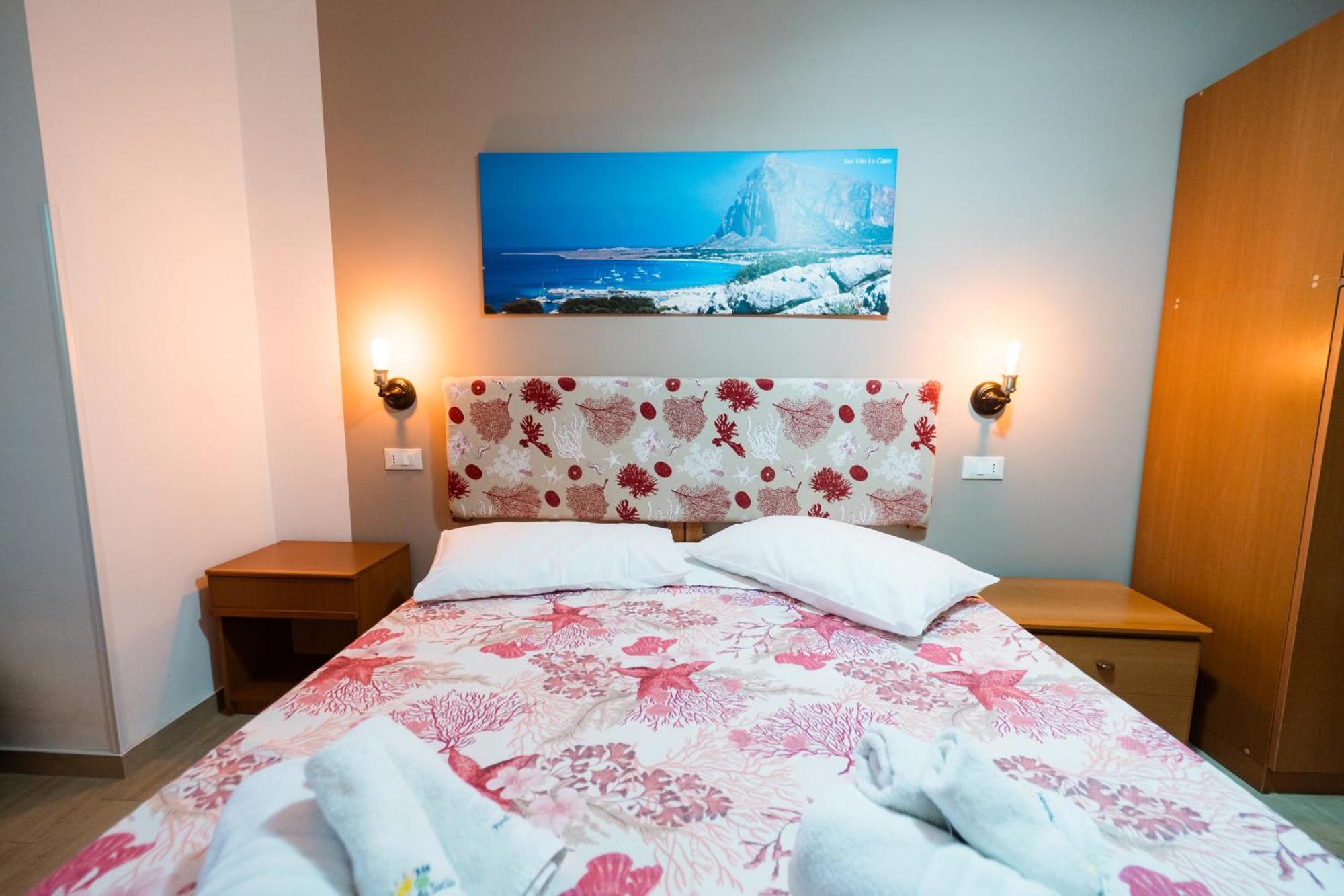 B&B Profumi Di Sicilia Валдериче Екстериор снимка