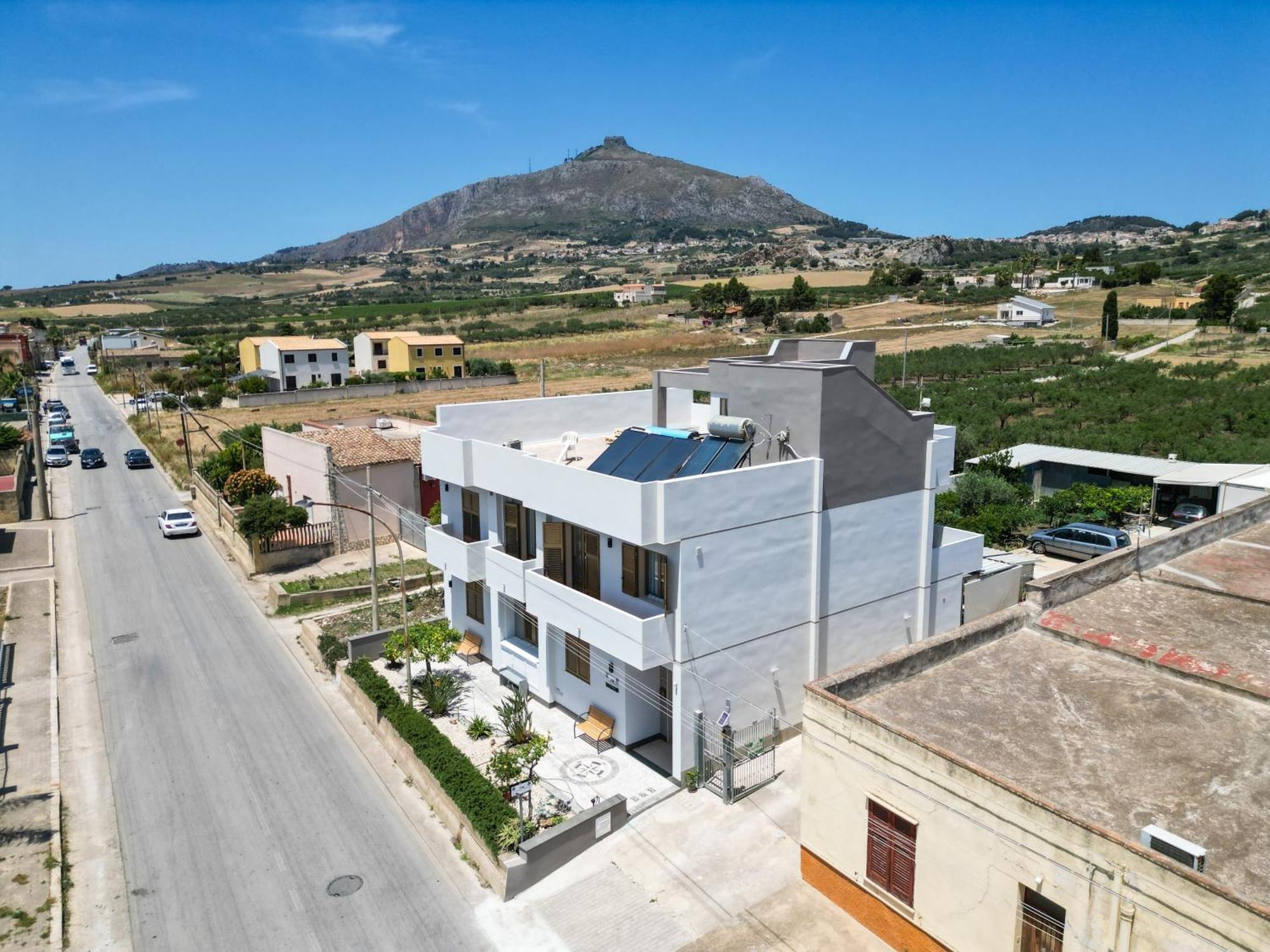 B&B Profumi Di Sicilia Валдериче Екстериор снимка