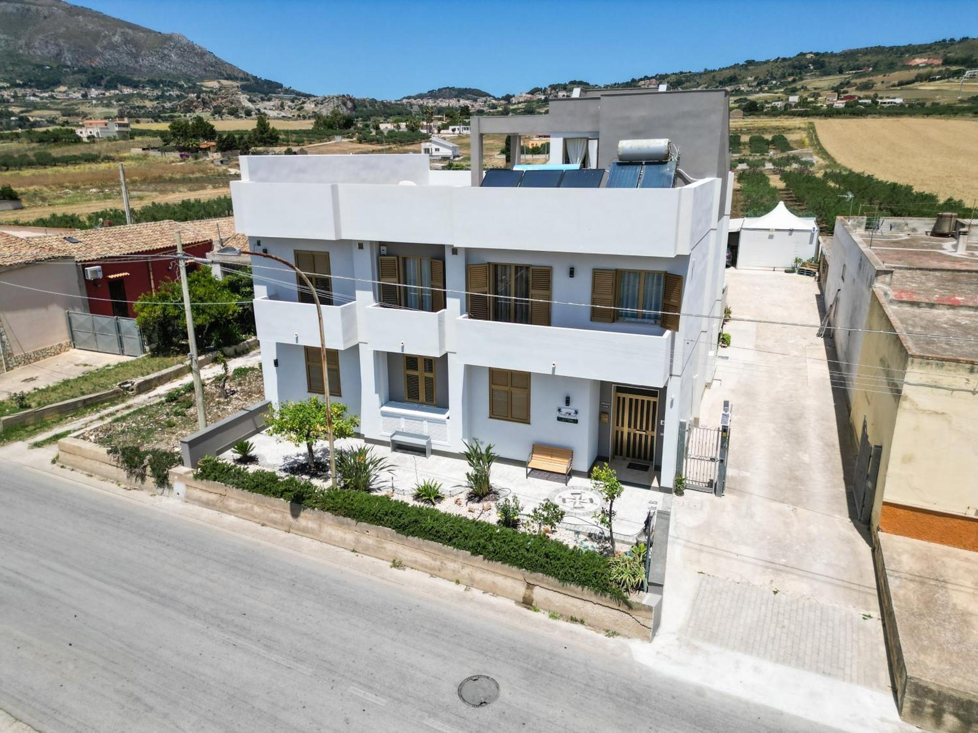 B&B Profumi Di Sicilia Валдериче Екстериор снимка